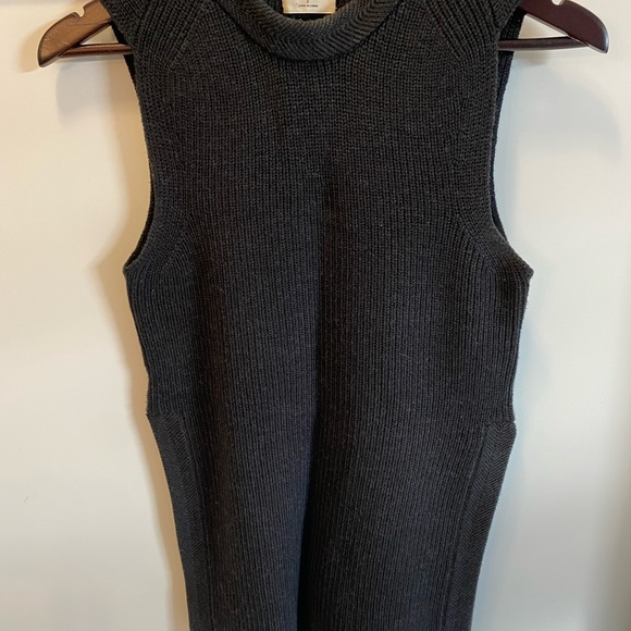 Aritzia Wilfred palmier sleevless split side sweater - Picture 4 of 6